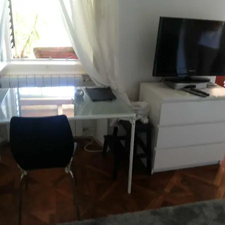 Ines, Cozy, Stunning View, Parking, Pet Friendly Apartment
